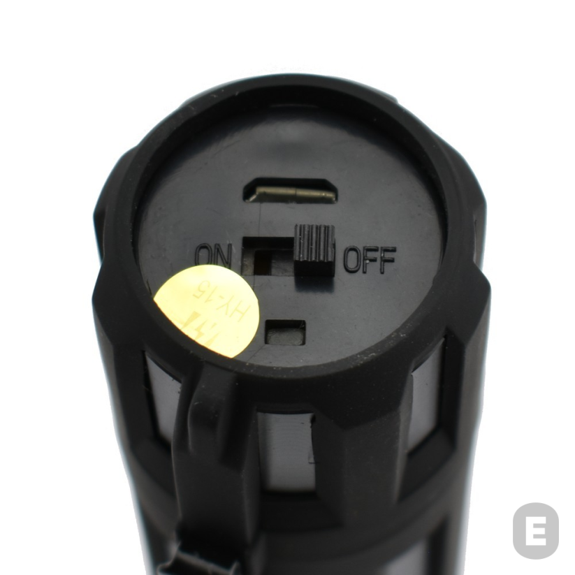 Lanternă cu electroșoc Piranha PIFC3 cu 3.2 milioane de volți (negru)